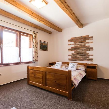 Chalupa U Kova Bešeňová Exterior foto